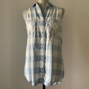 Standard Grace checkered sleeveless button down shirt
